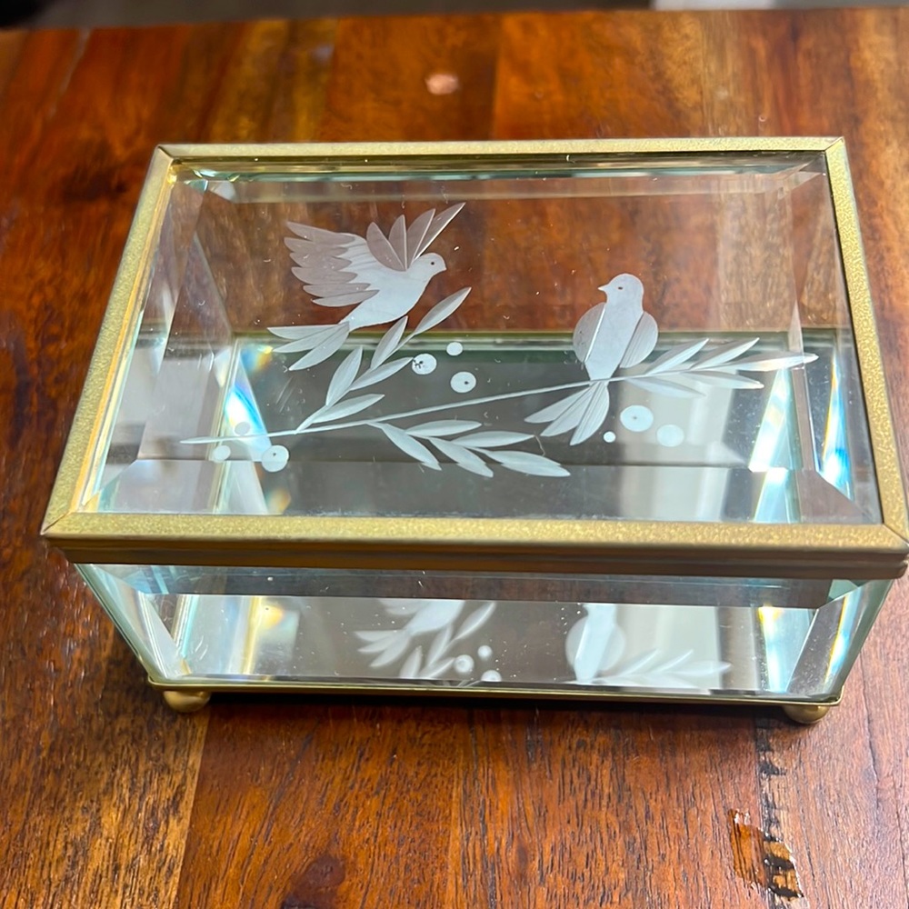 Vintage Mirrored Footed Brass Tone Etched Bird Beveled Glass Trinket Jewelry Box
